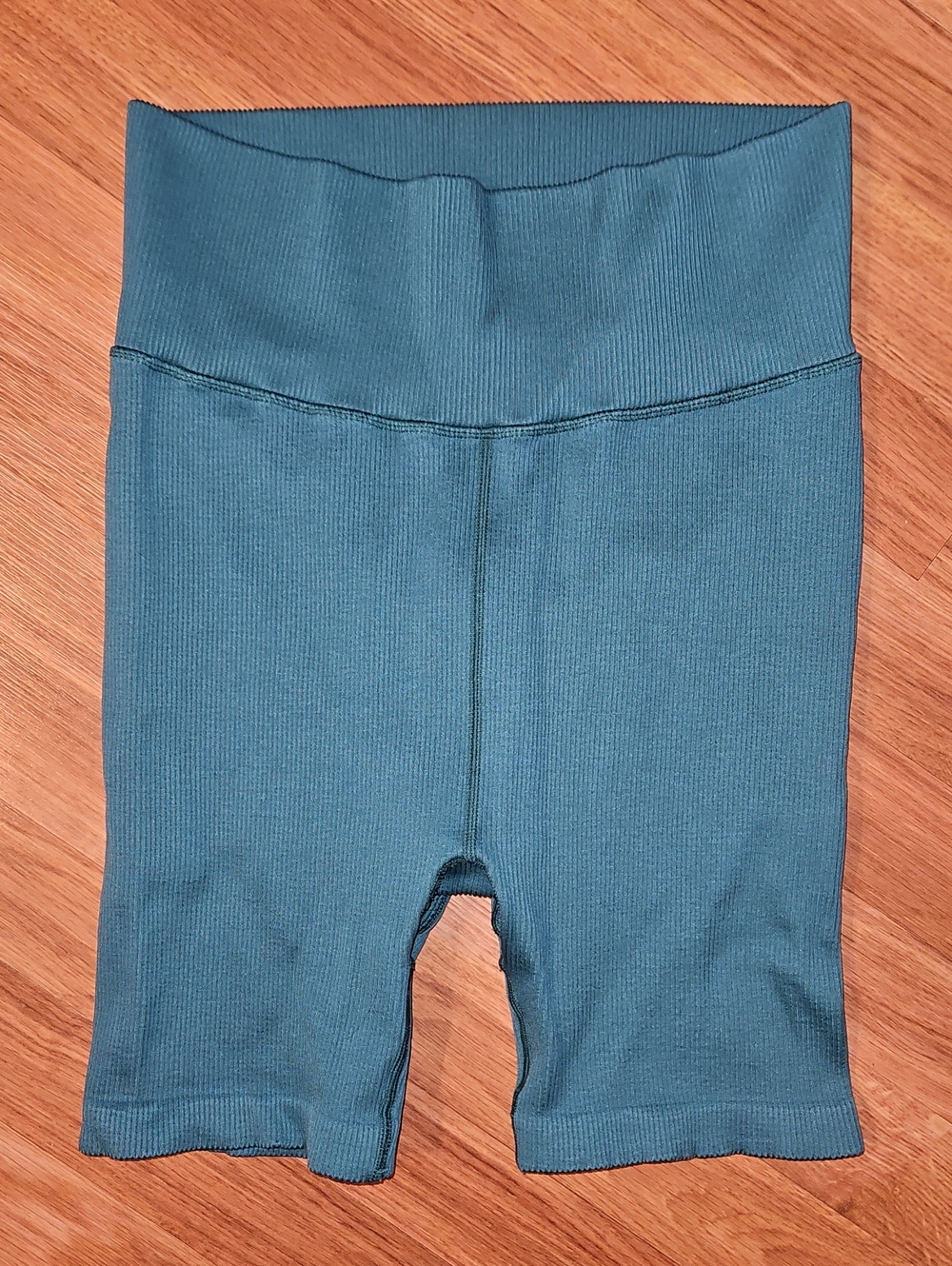 Ribbed Biker Shorts Size Large